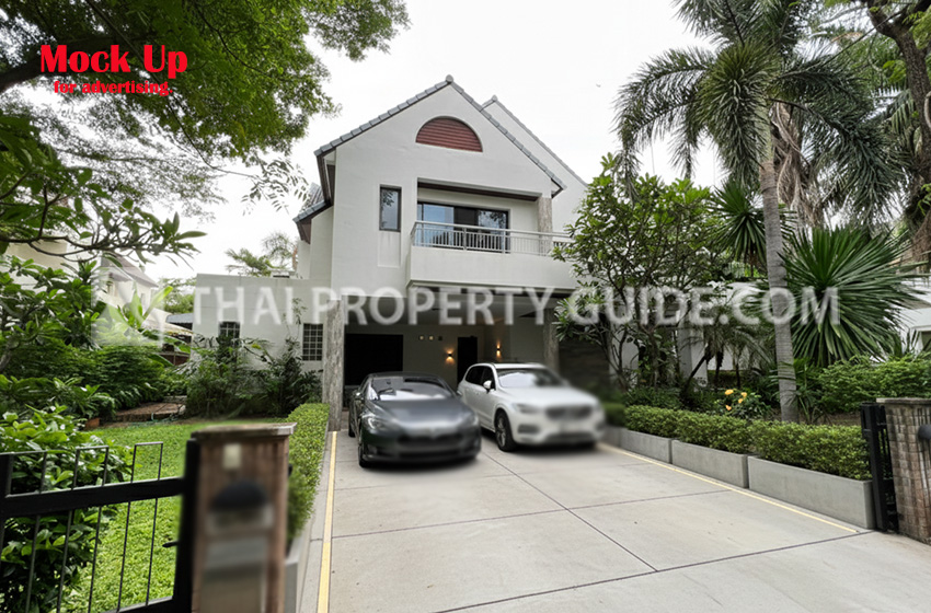 House with Private Pool in Nichada Thani 